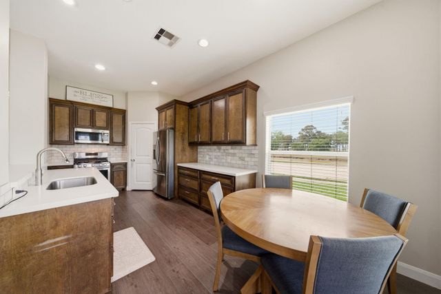 3203 Borden Gully Drive, Dickinson, TX 77539