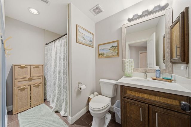 3203 Borden Gully Drive, Dickinson, TX 77539