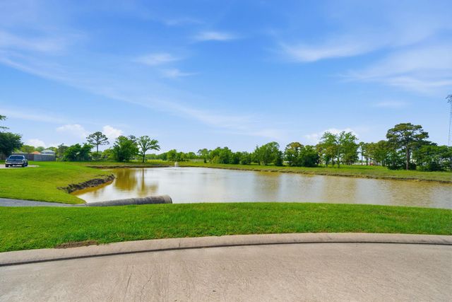 3203 Borden Gully Drive, Dickinson, TX 77539