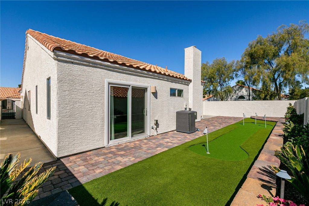 Image 27 of property listing at 5424 Red Sun Drive, Las Vegas, NV 89149