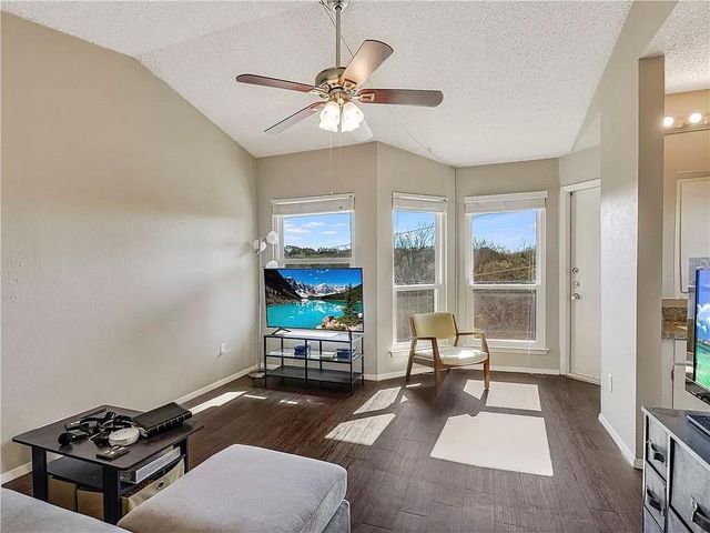 5313 INDIO DR B, Austin, TX 78745