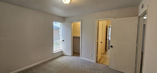 1204 Laurie Avenue, Desoto, TX 75115