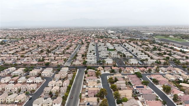137 Winley Chase Avenue, North Las Vegas, NV 89032