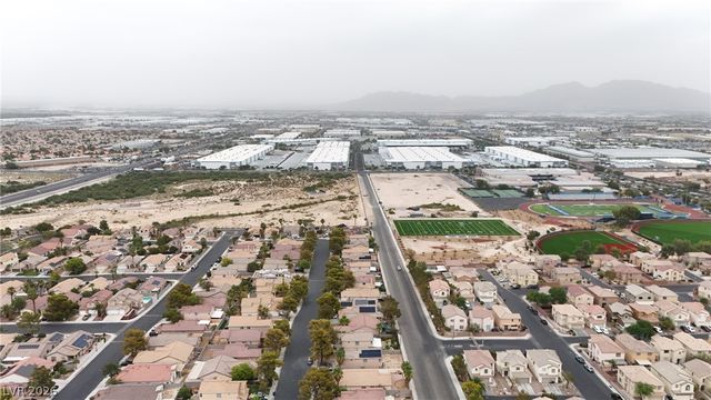 137 Winley Chase Avenue, North Las Vegas, NV 89032