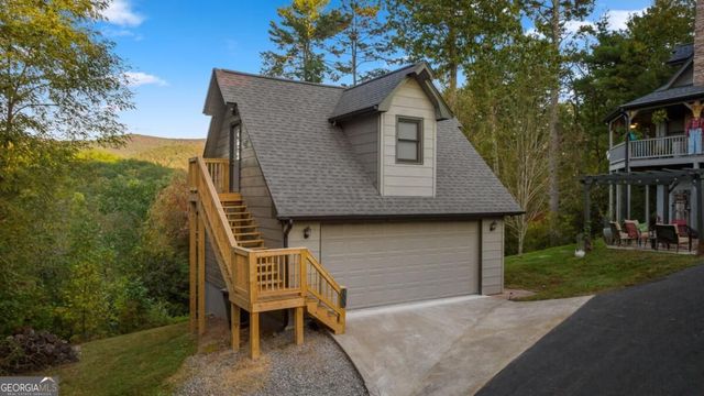 709 Laurel Creek Trail, Blue Ridge, GA 30513