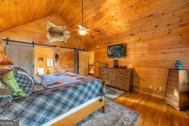 709 Laurel Creek Trail, Blue Ridge, GA 30513