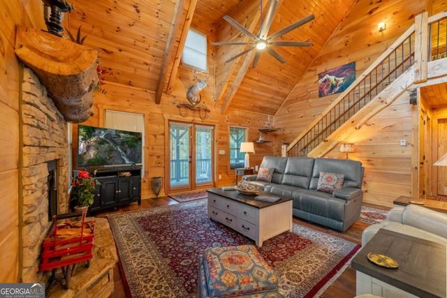 709 Laurel Creek Trail, Blue Ridge, GA 30513
