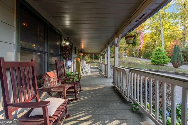 709 Laurel Creek Trail, Blue Ridge, GA 30513