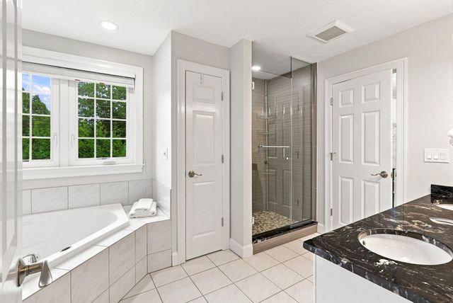 154 Old Spring St, Lexington, MA 02421