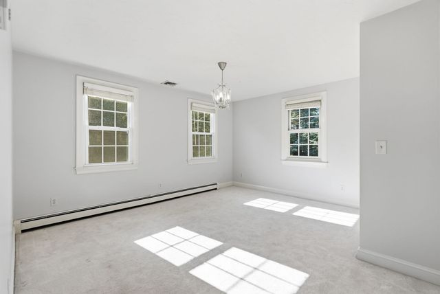154 Old Spring St, Lexington, MA 02421