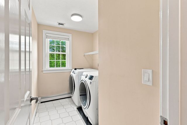 154 Old Spring St, Lexington, MA 02421