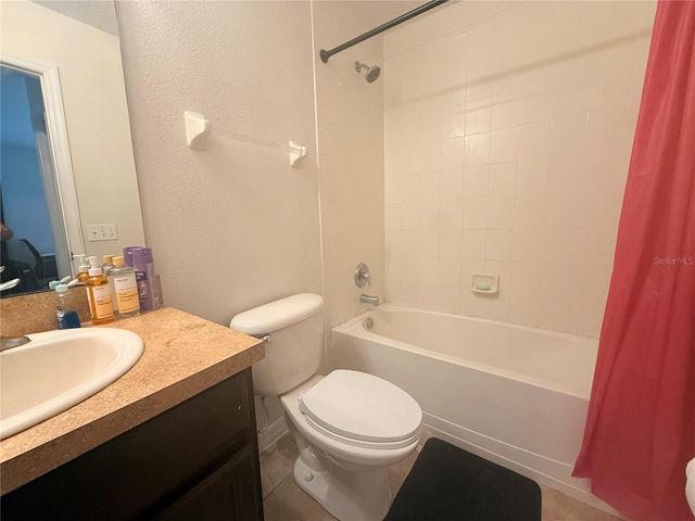 307 PRICKLE PEAR COURT 64, Orlando, FL 32824