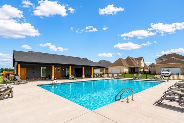 6758 Garden Trail Avenue, Springdale, AR 72762