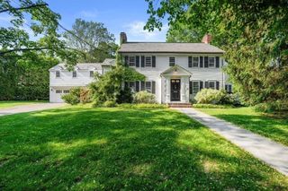 17 Montrose St, Newton, MA 02458