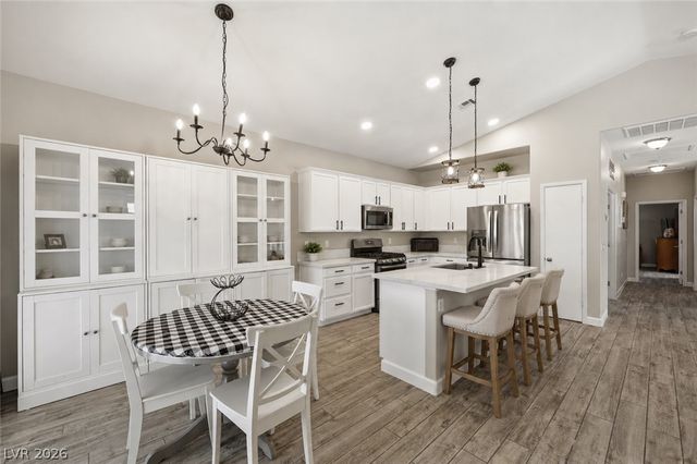 9816 Red Horse Street, Las Vegas, NV 89143