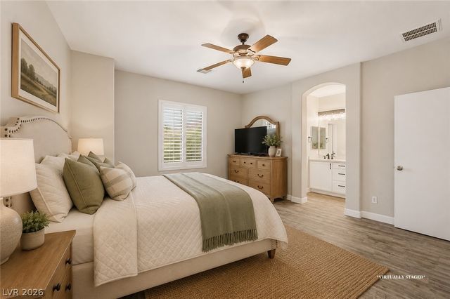 9816 Red Horse Street, Las Vegas, NV 89143