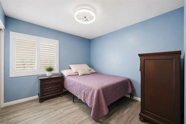 9816 Red Horse Street, Las Vegas, NV 89143