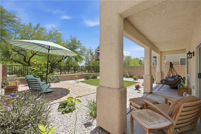 9816 Red Horse Street, Las Vegas, NV 89143