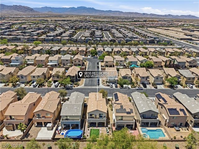 9816 Red Horse Street, Las Vegas, NV 89143