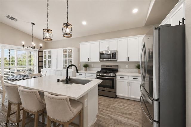 9816 Red Horse Street, Las Vegas, NV 89143