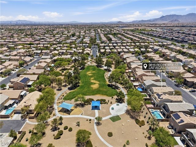 9816 Red Horse Street, Las Vegas, NV 89143