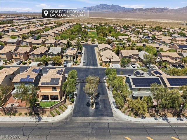 9816 Red Horse Street, Las Vegas, NV 89143
