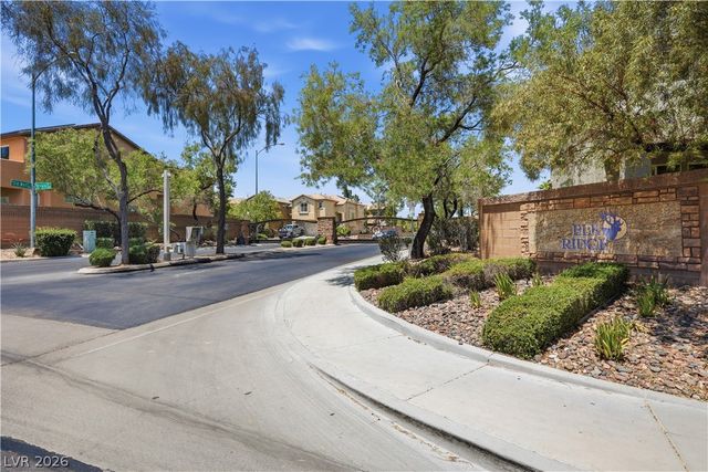 9816 Red Horse Street, Las Vegas, NV 89143
