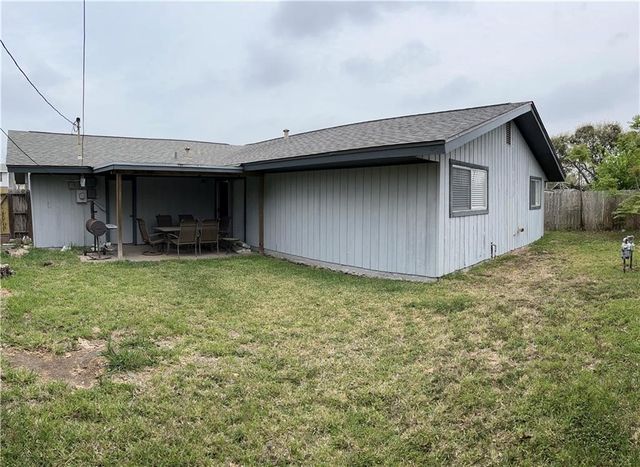 5605 Tanglewood Dr, Corpus Christi, TX 78412