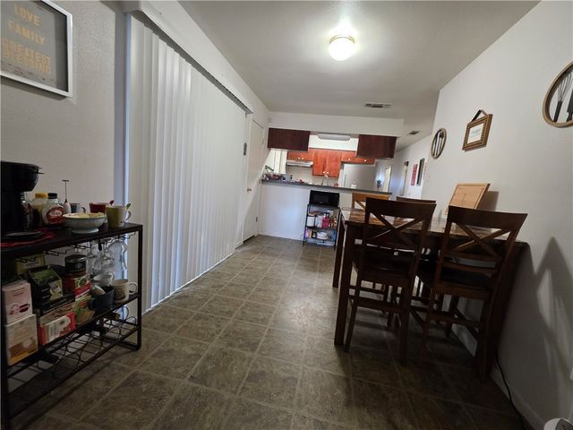 5605 Tanglewood Dr, Corpus Christi, TX 78412