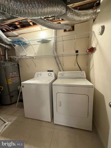 701 N VERMONT ST, Arlington, VA 22203