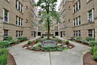 225B Washington Boulevard 2, Oak Park, IL 60302