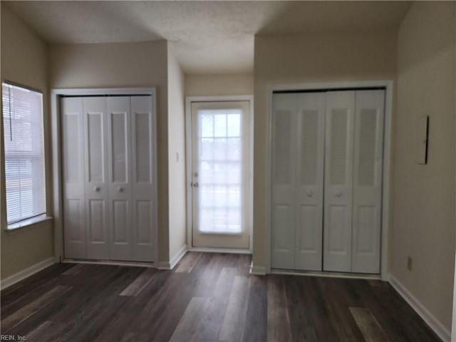 3770-B Towne Point RD, Portsmouth, VA 23703