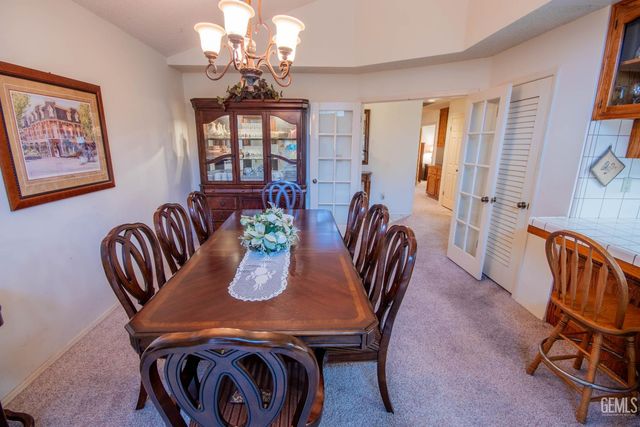 7717 Angoras Court, Bakersfield, CA 93308