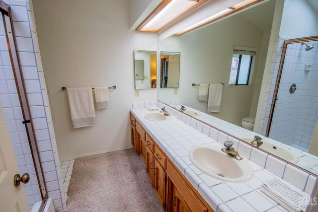 7717 Angoras Court, Bakersfield, CA 93308