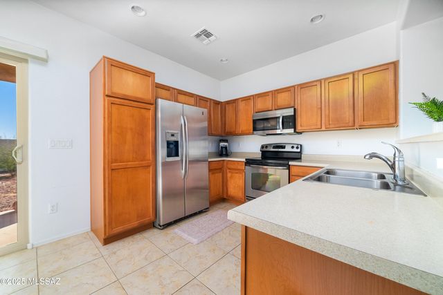 21163 E Treasure Road, Red Rock, AZ 85145