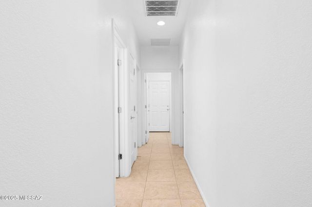 21163 E Treasure Road, Red Rock, AZ 85145