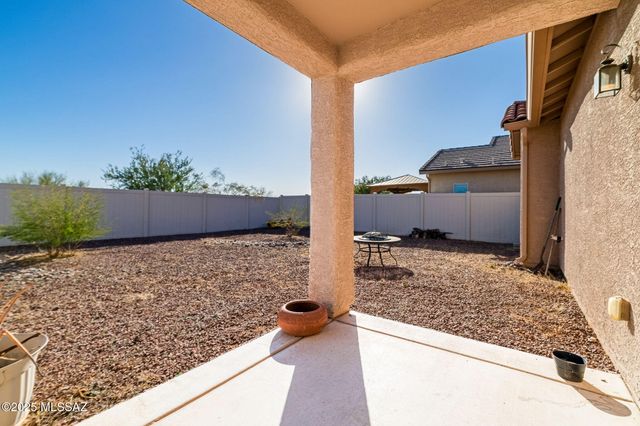 21163 E Treasure Road, Red Rock, AZ 85145