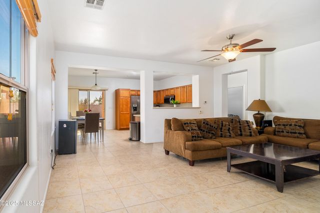 21163 E Treasure Road, Red Rock, AZ 85145