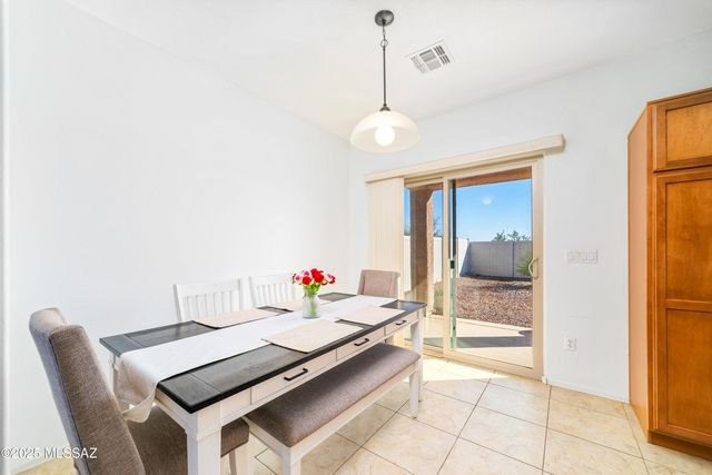 21163 E Treasure Road, Red Rock, AZ 85145