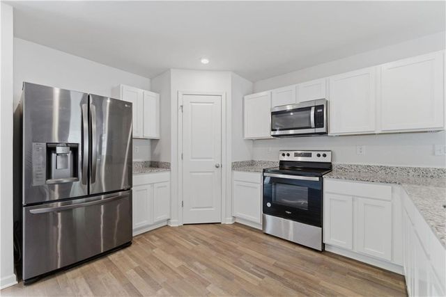305 Bennett Way, Dallas, GA 30132