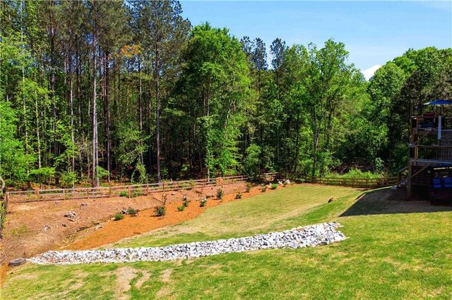 305 Bennett Way, Dallas, GA 30132