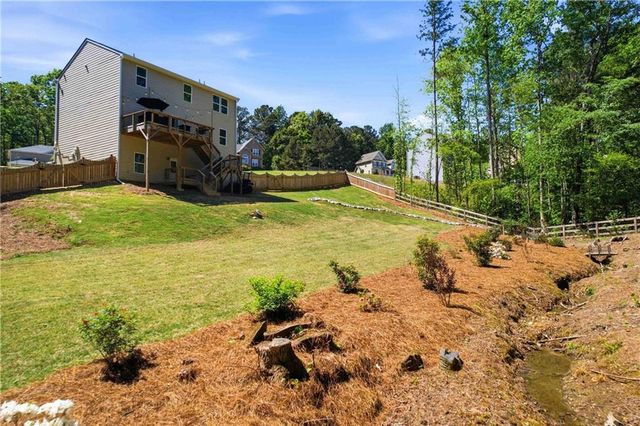 305 Bennett Way, Dallas, GA 30132