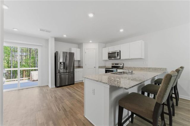 305 Bennett Way, Dallas, GA 30132