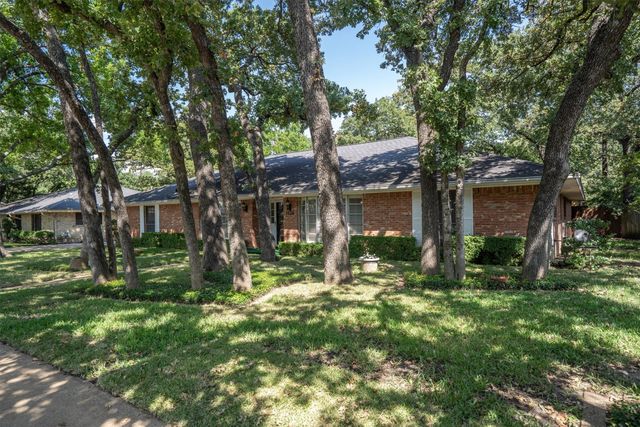 1604 Oak Meadow Drive, Irving, TX 75061