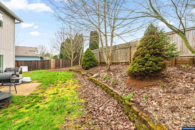 5770 Valleywood Lp SE, Salem, OR 97306