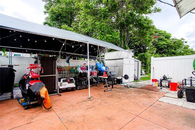 2516 Cleveland St, Hollywood, FL 33020