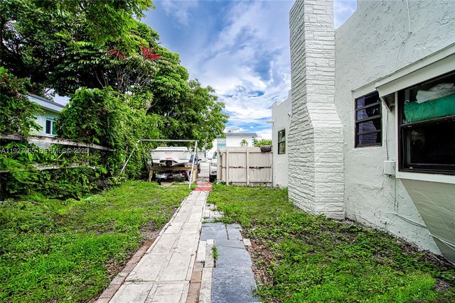 2516 Cleveland St, Hollywood, FL 33020