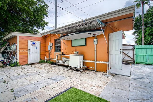 2516 Cleveland St, Hollywood, FL 33020