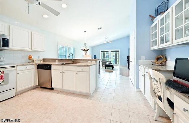 8439 Hollow Brook CIR, Naples, FL 34119