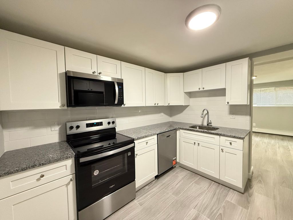 4 Oakcrest Rd. 2, Boston, MA 02136